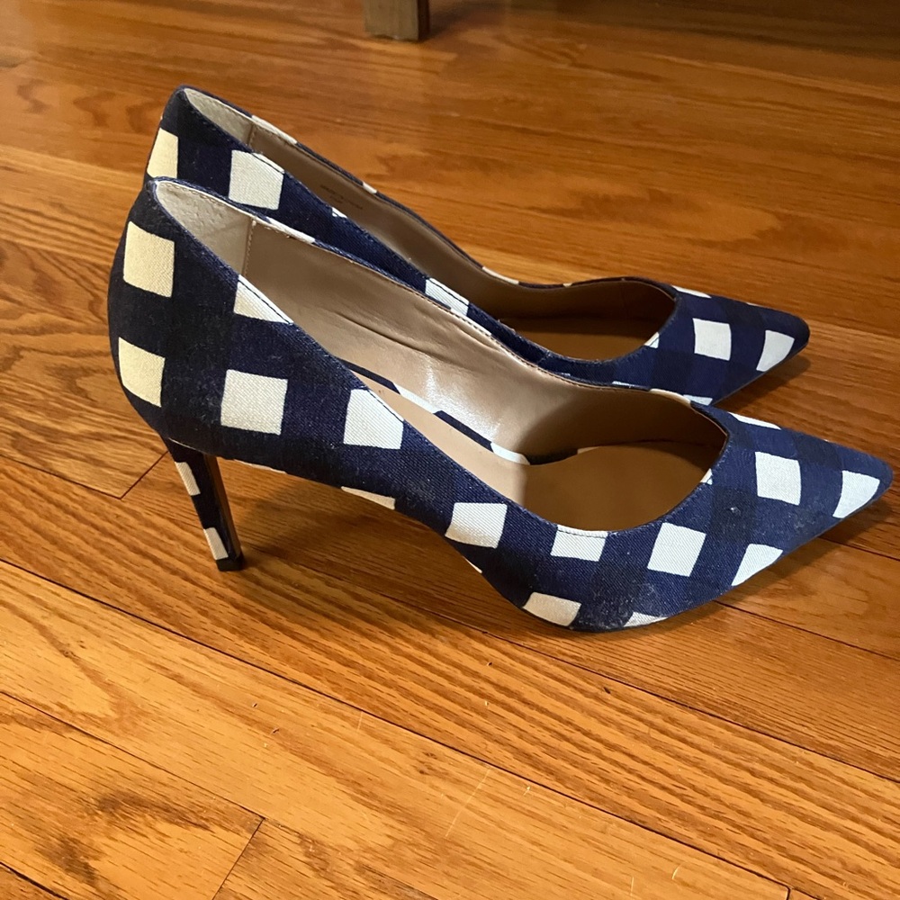 Stylish Blue and White Checkered Women's Heels
